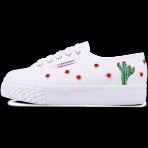 SUPERGA X CHICAS LATINA PLATFORM SNEAKERS